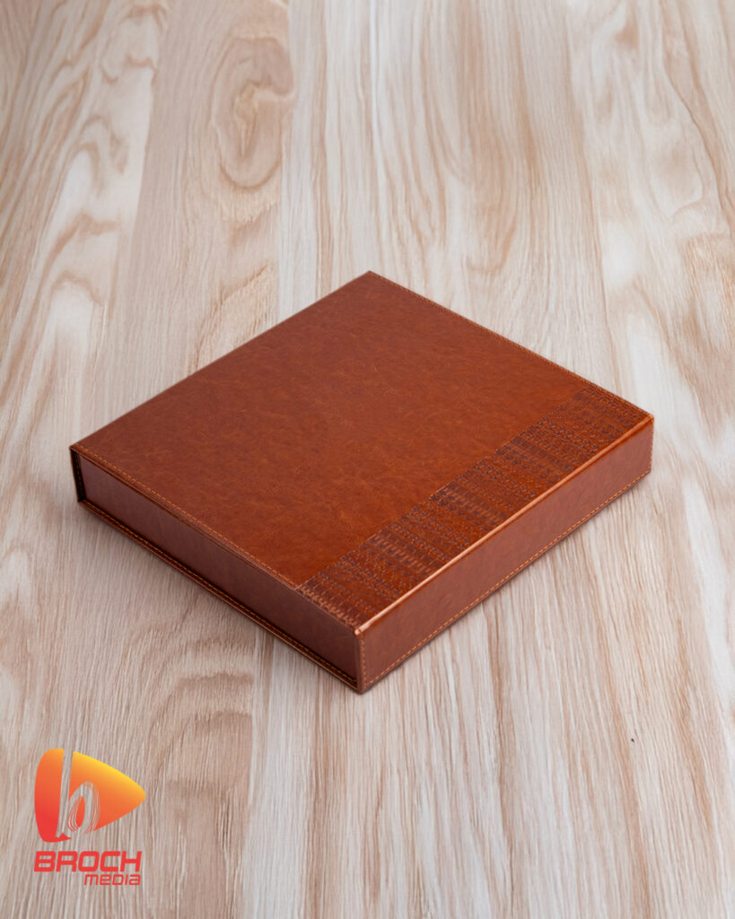 طباعة بوكسات جلد